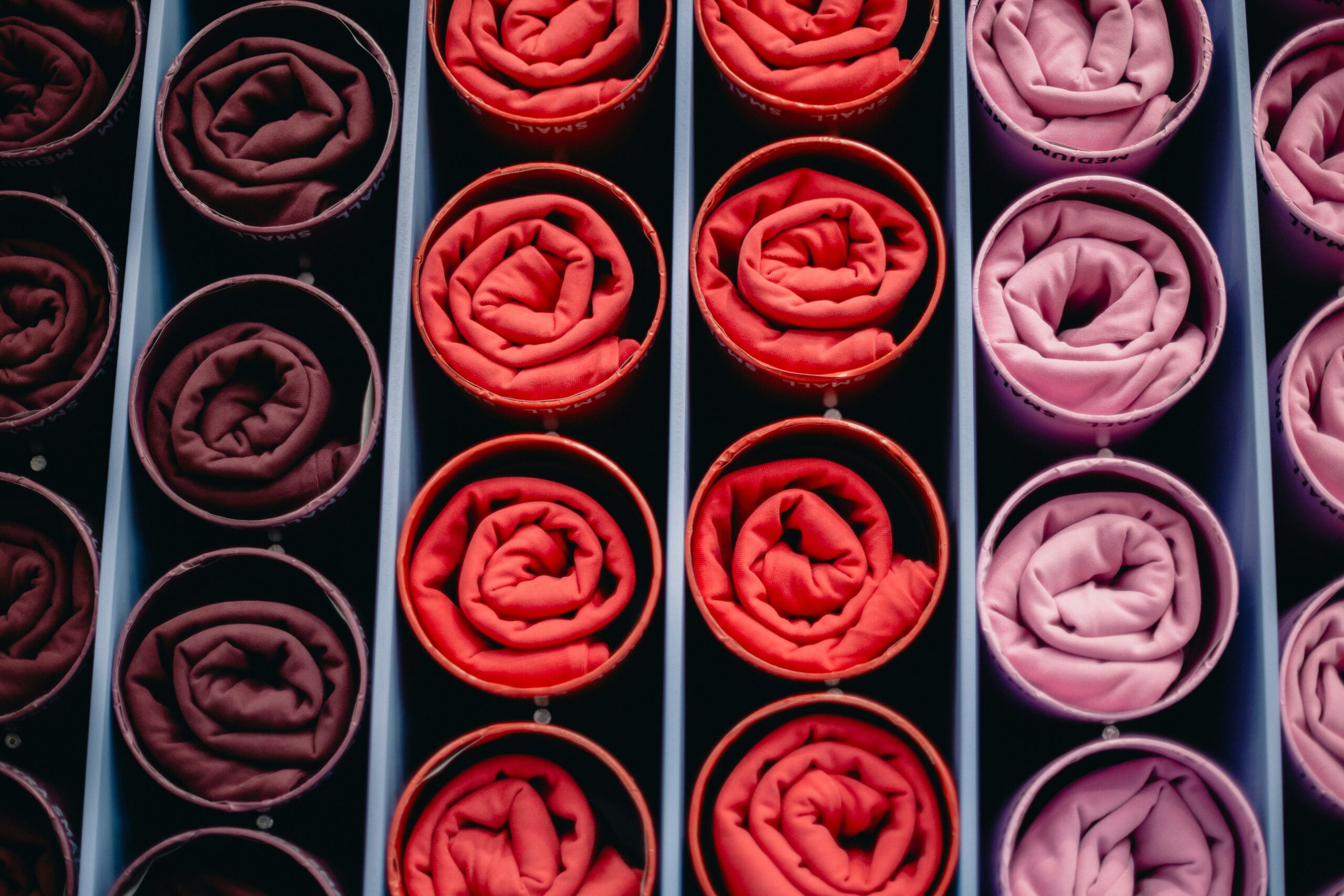 【もう散らかない】100均だけで実現！リバウンドしないクローゼット収納の仕組み作り